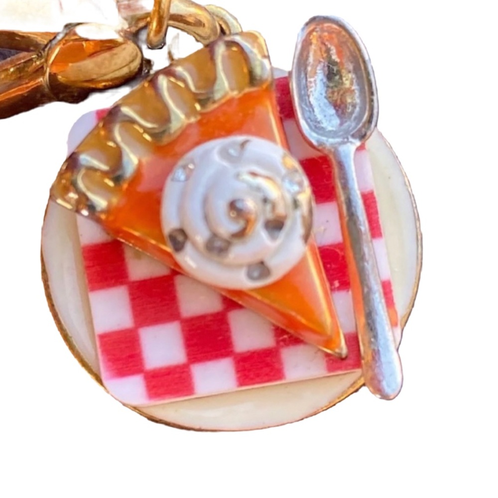 Juicy Couture LE 2011 PUMPKIN PIE HOLIDAY CHARM